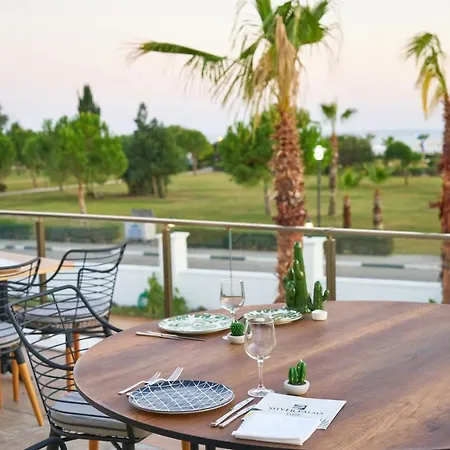 Silver Palms Hotell